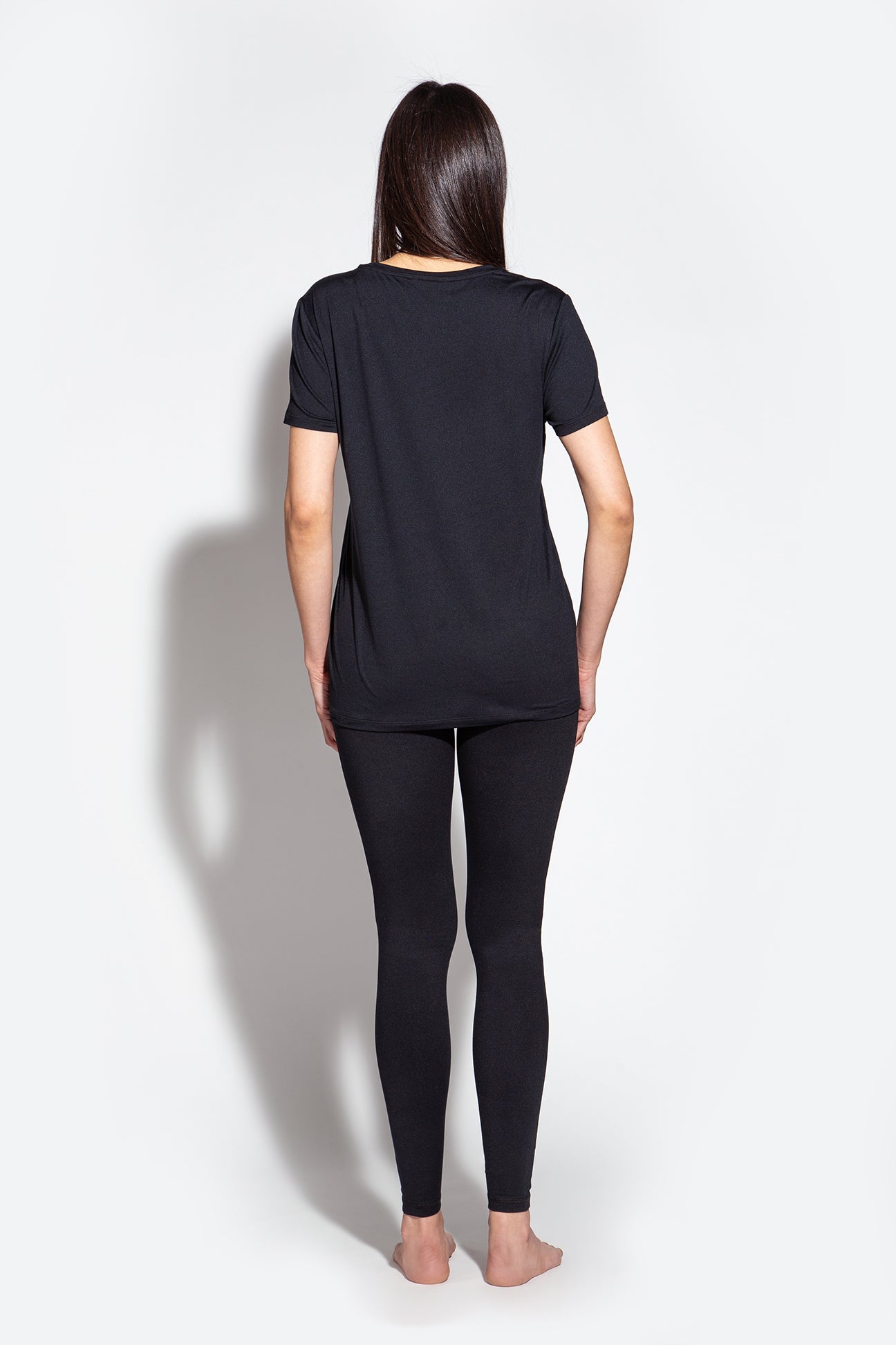 Tia Premium T-shirt (Black)